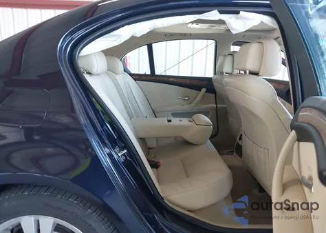 2009 BMW 528I xDrive z USA, uszkodzony, nr VIN WBANV13559C150926